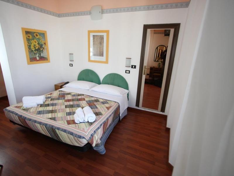 Hotel Stella D'Italia - Nuova Gestione Rimini Dış mekan fotoğraf