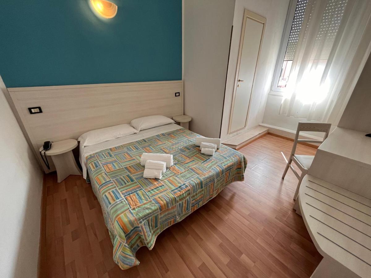 Hotel Stella D'Italia - Nuova Gestione Rimini Dış mekan fotoğraf
