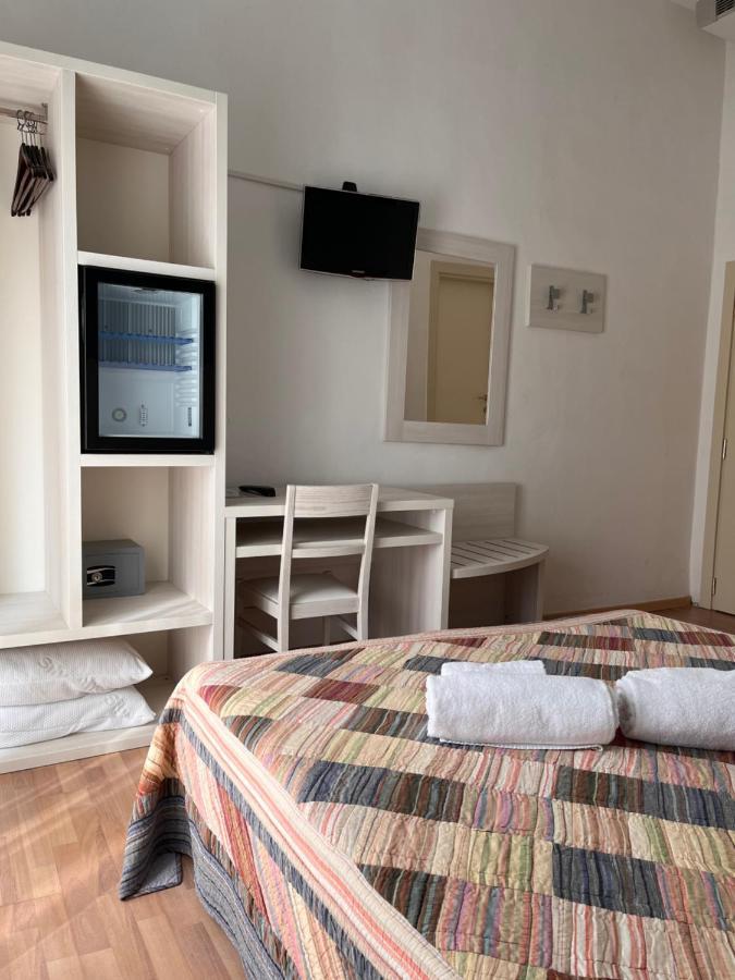 Hotel Stella D'Italia - Nuova Gestione Rimini Dış mekan fotoğraf