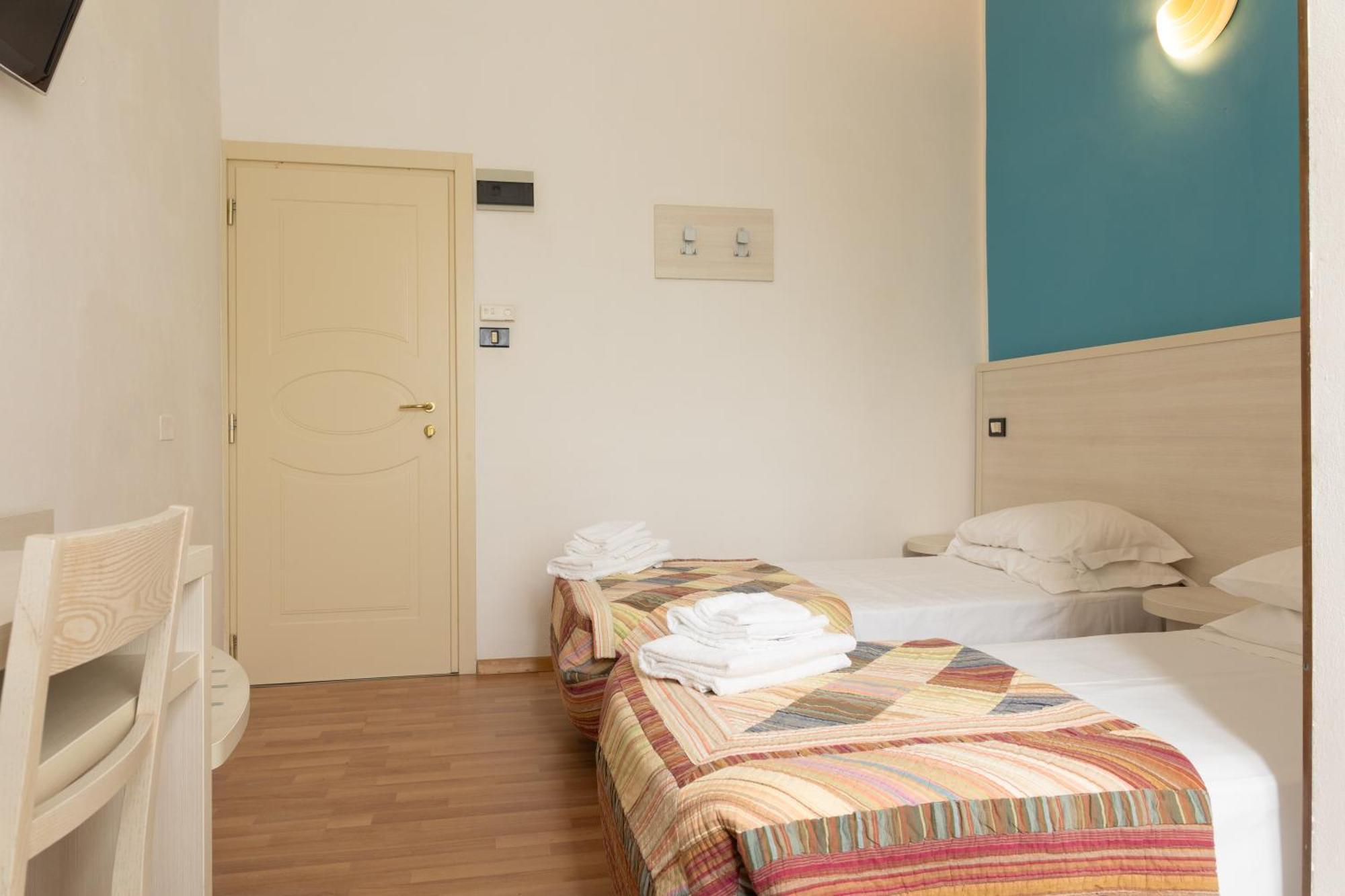 Hotel Stella D'Italia - Nuova Gestione Rimini Dış mekan fotoğraf